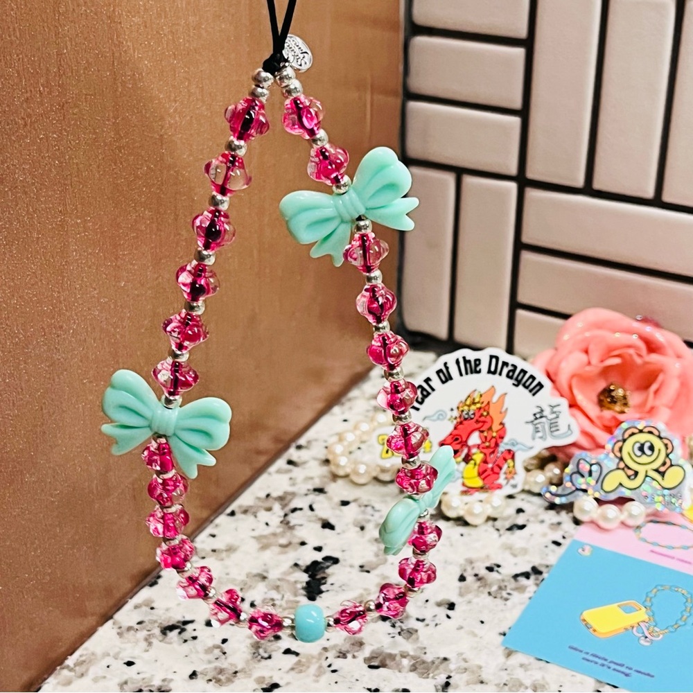 String ting London Mint Bows Wristlet Combo Phone Strap